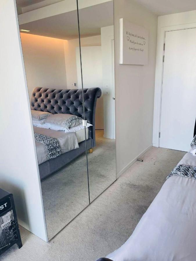 Apartment Off 13 *