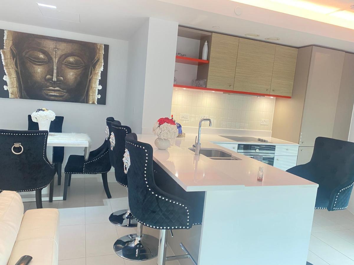 Off 13 Apartment London
